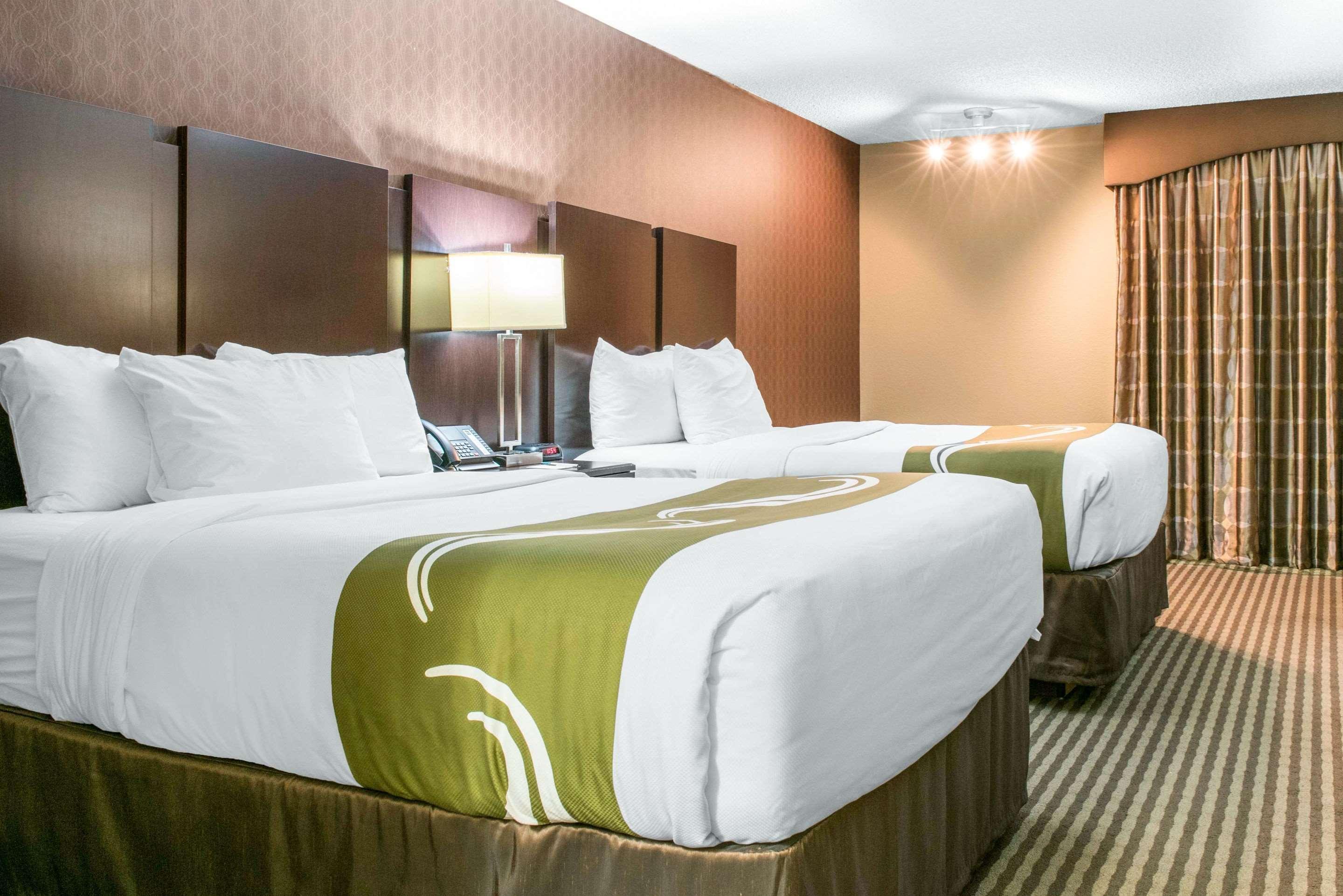 Quality Inn Festus Екстер'єр фото
