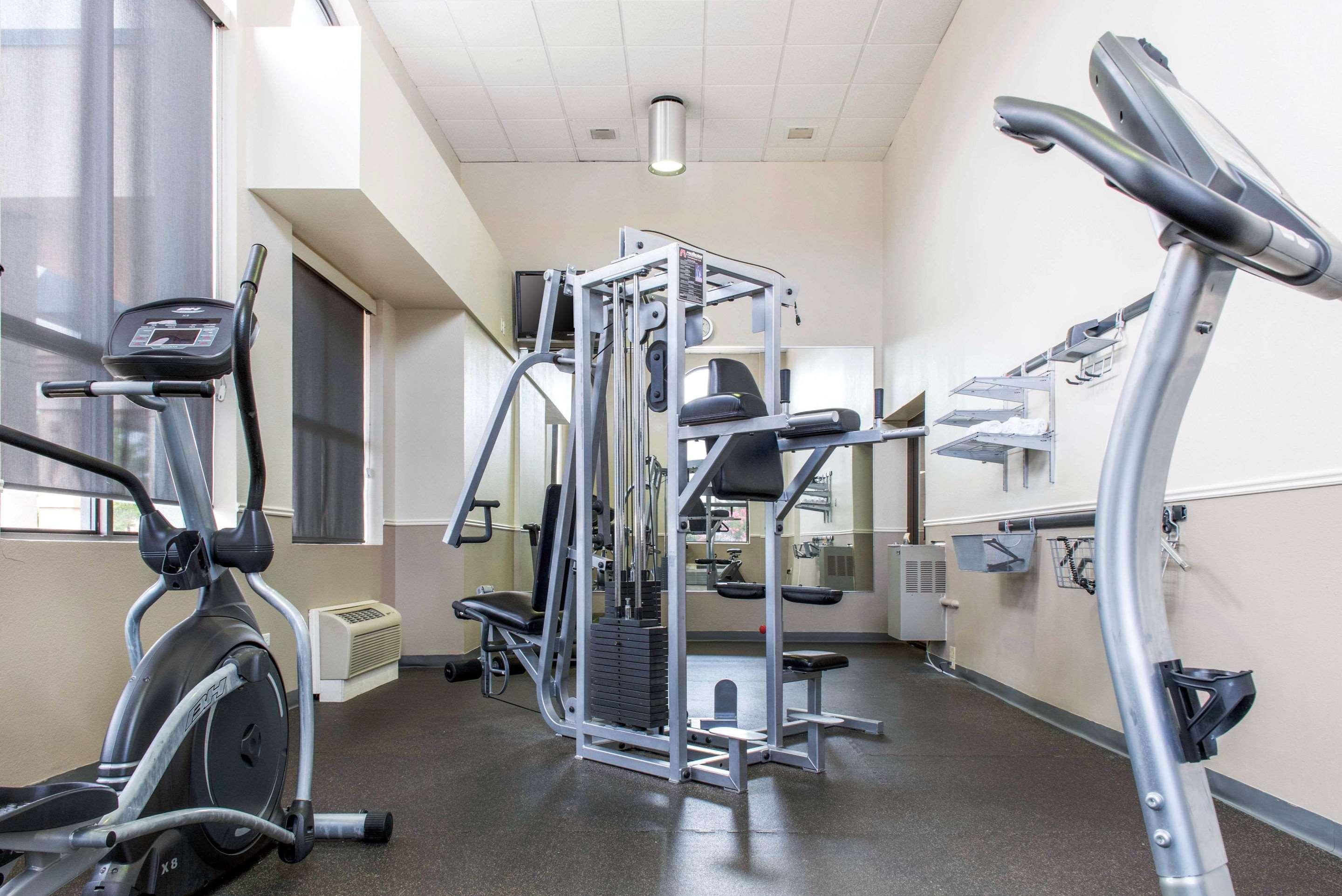 Quality Inn Festus Екстер'єр фото