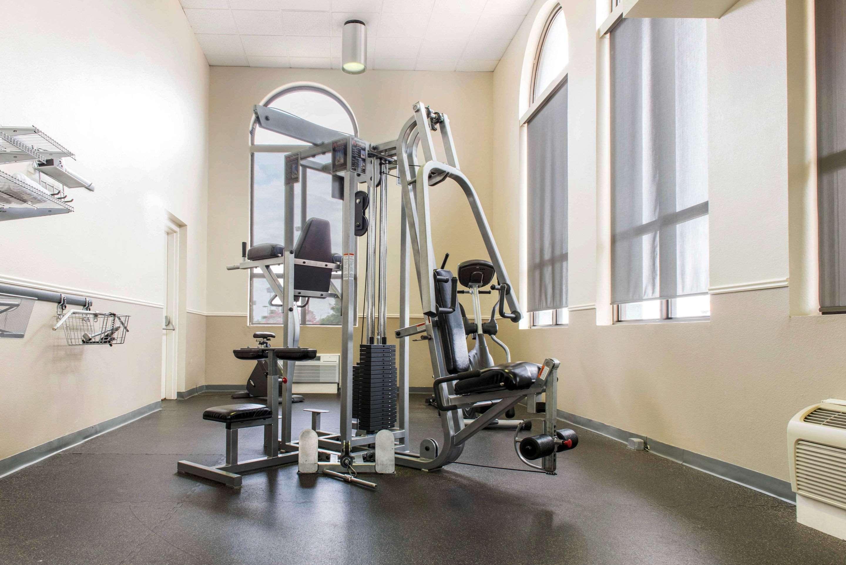 Quality Inn Festus Екстер'єр фото