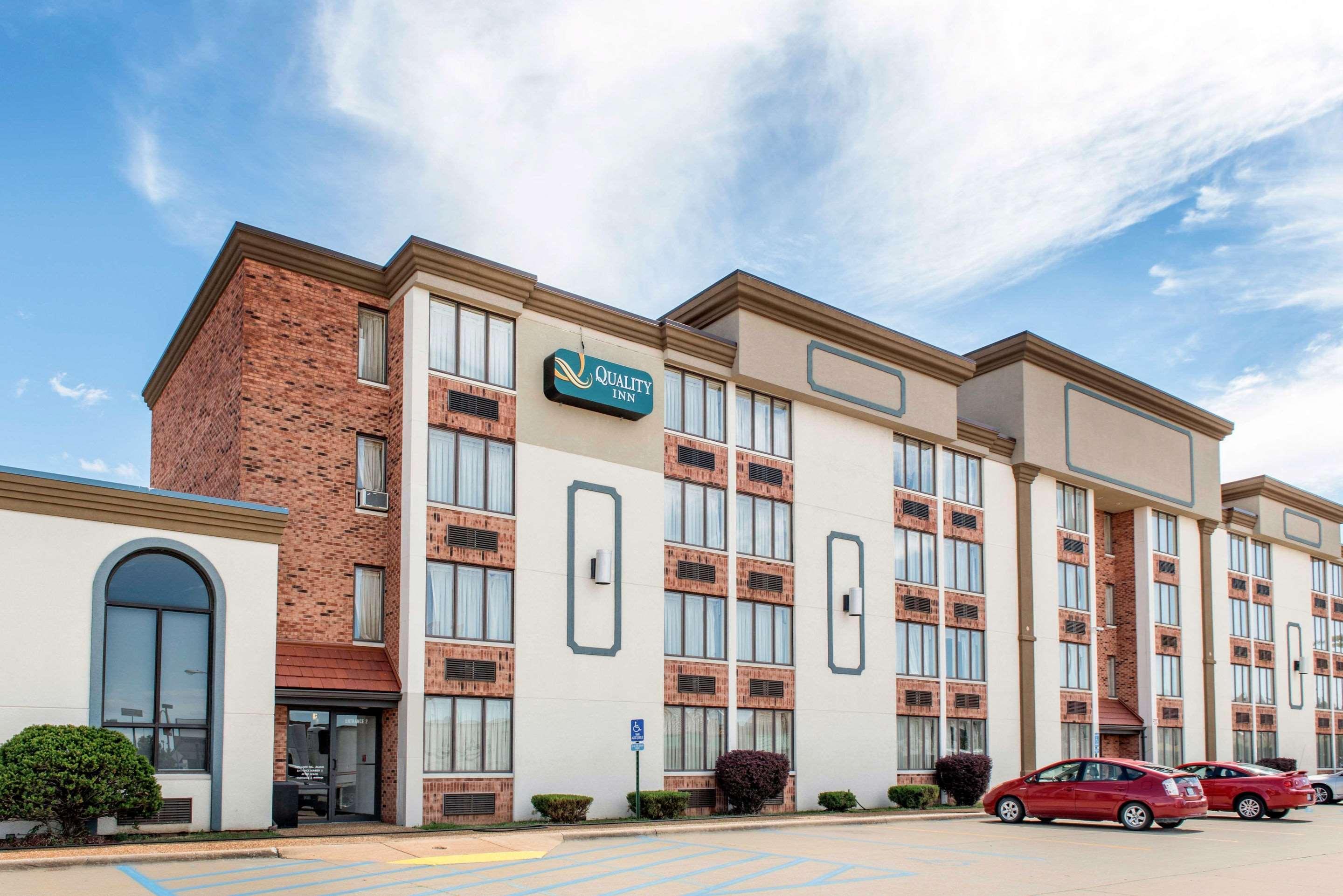 Quality Inn Festus Екстер'єр фото