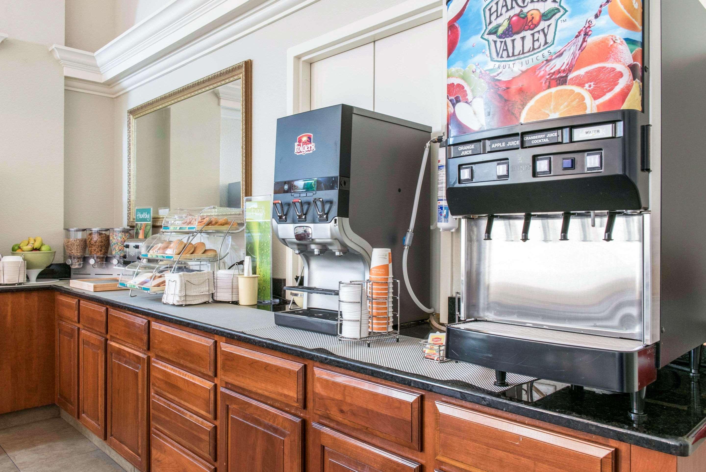 Quality Inn Festus Екстер'єр фото