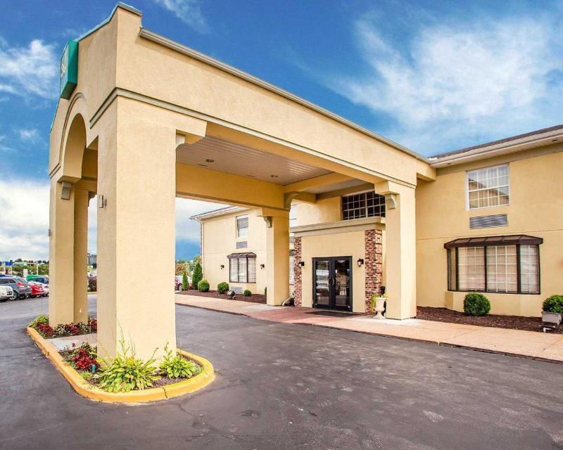 Quality Inn Festus Екстер'єр фото