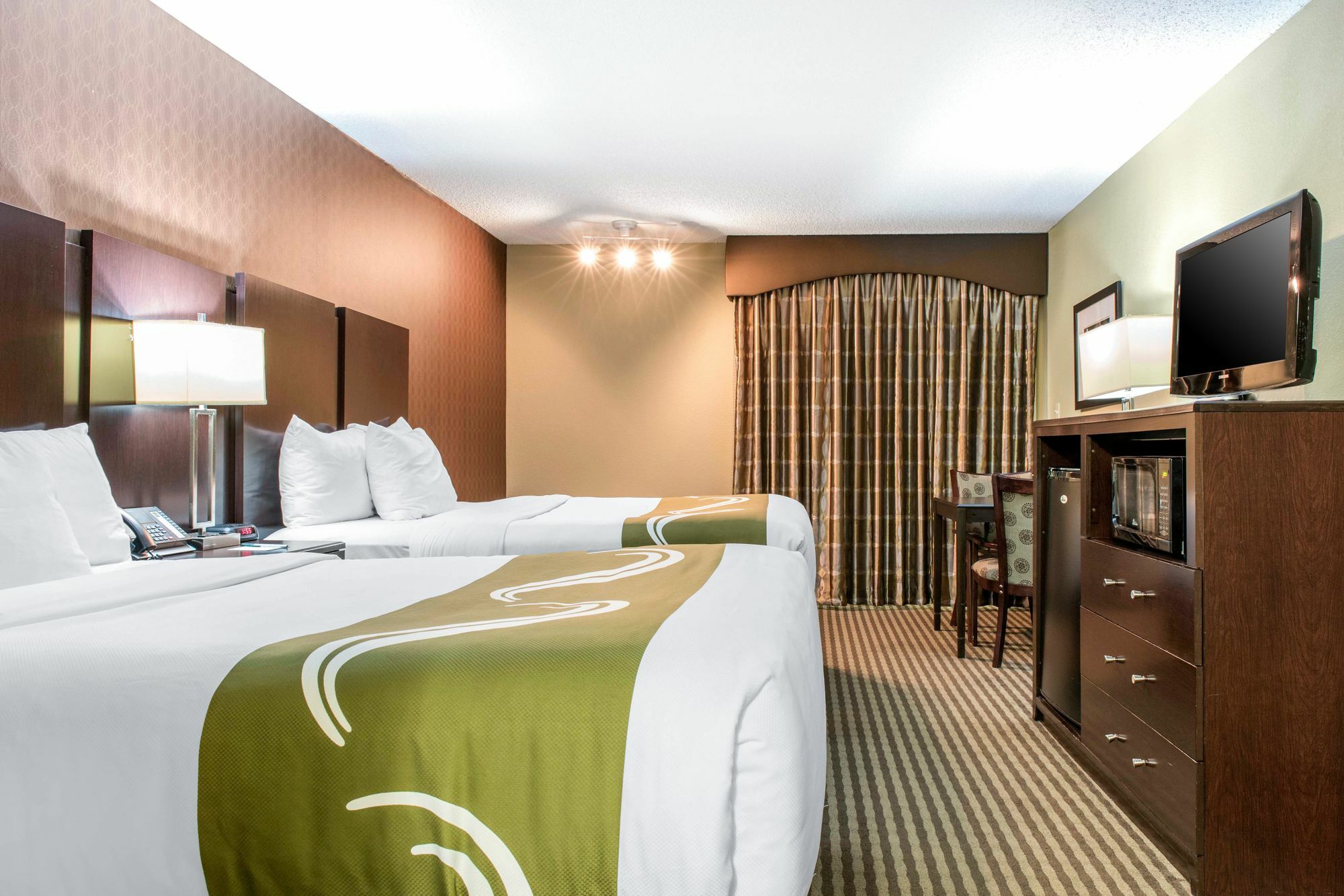 Quality Inn Festus Екстер'єр фото